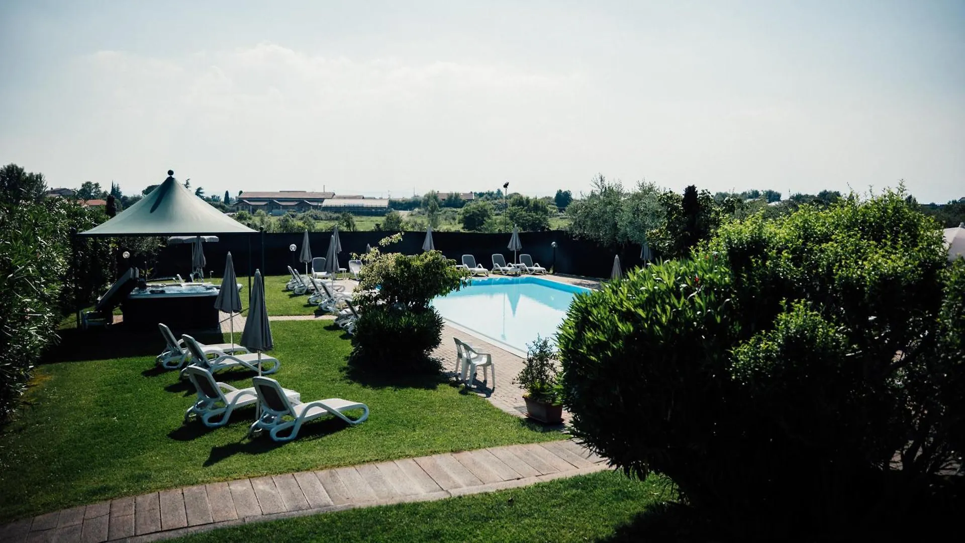 **  Hotel Mary Rose Lazise Italien
