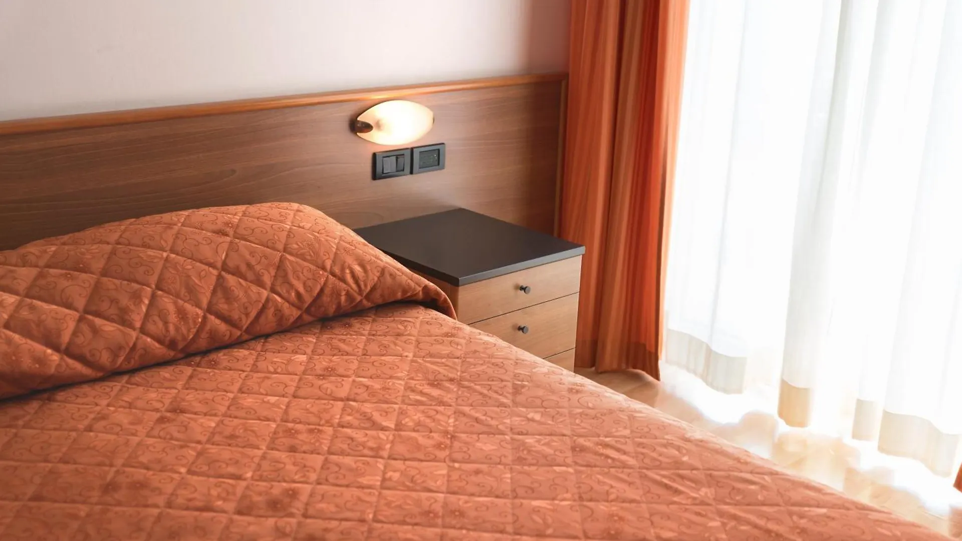 Hotel Mary Rose Lazise